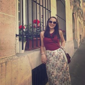 Meet your Posher, Nora